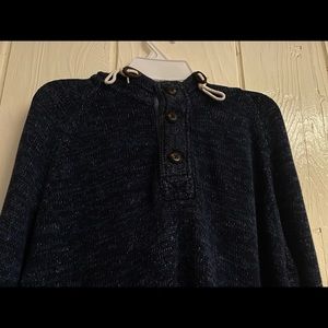 2 H&M Men’s Sweater